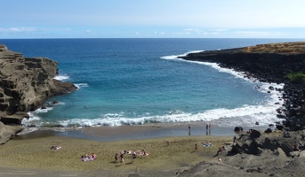 Papakolea (Green Sand) beach